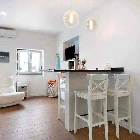 Edgewater Escape Apartament