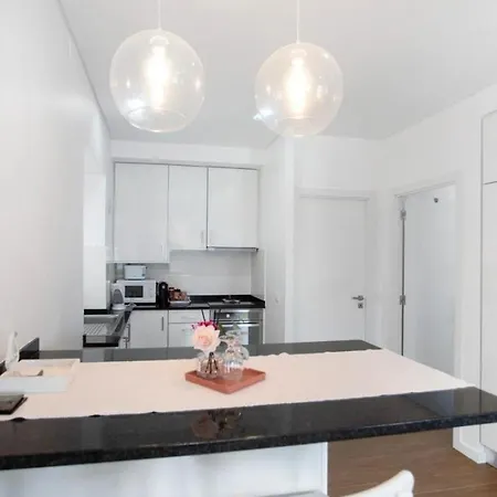 Edgewater Escape Apartament *